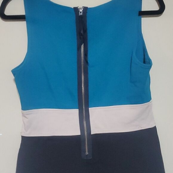 KAREN KANE Color Block Sheath Dress - Size Medium - Picture 4 of 7